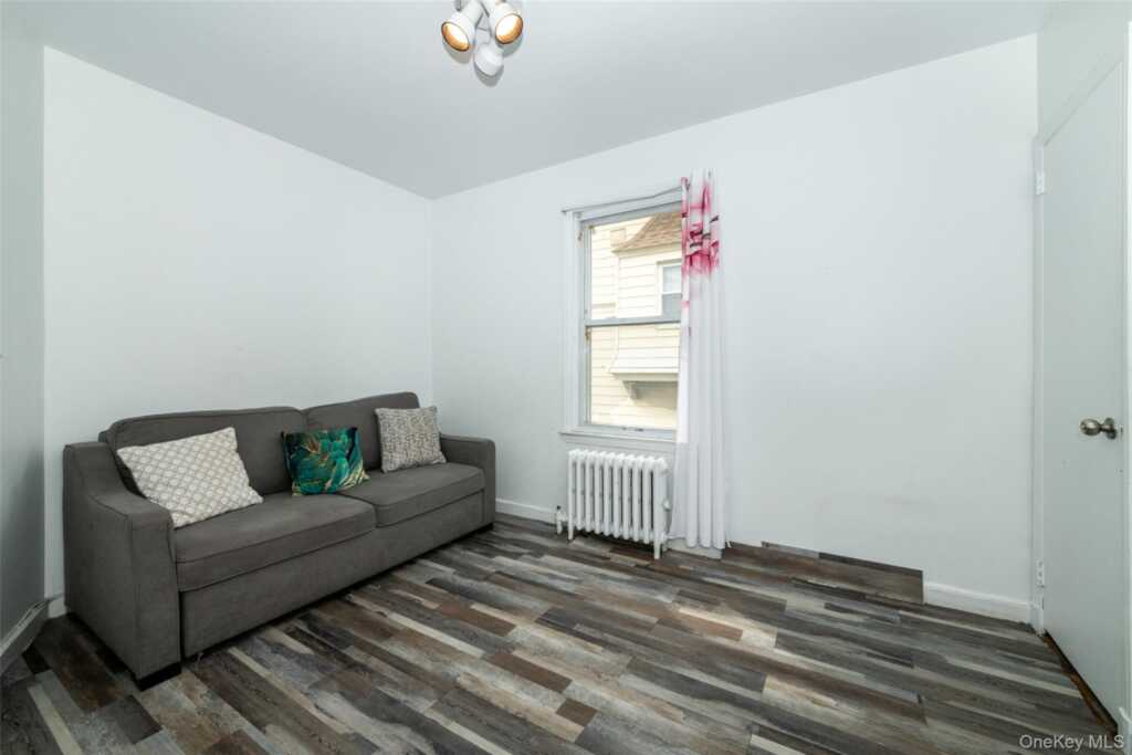 68 Leland Avenue, New Rochelle, NY 10805 - Photo 15 of 47