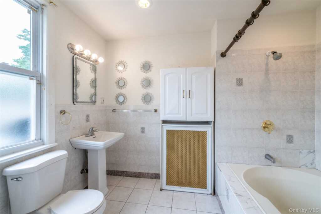 68 Leland Avenue, New Rochelle, NY 10805 - Photo 20 of 47