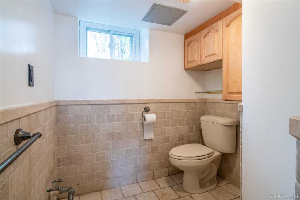 68 Leland Avenue, New Rochelle, NY 10805 - Photo 25 of 47