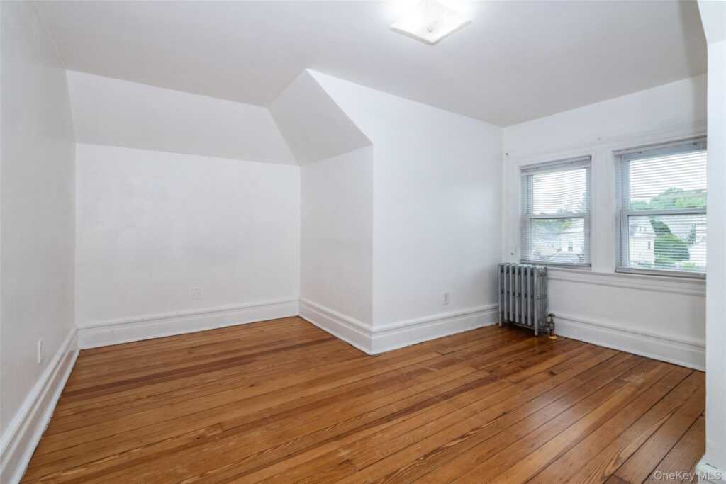 68 Leland Avenue, New Rochelle, NY 10805 - Photo 27 of 47