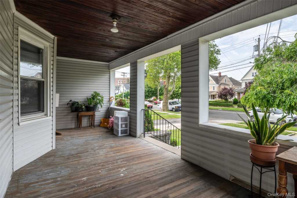 68 Leland Avenue, New Rochelle, NY 10805 - Photo 3 of 47