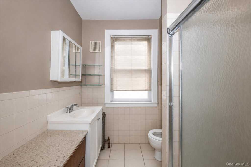 68 Leland Avenue, New Rochelle, NY 10805 - Photo 34 of 47