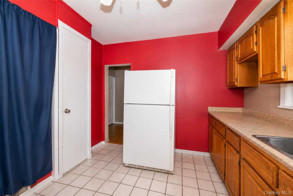 68 Leland Avenue, New Rochelle, NY 10805 - Photo 35 of 47
