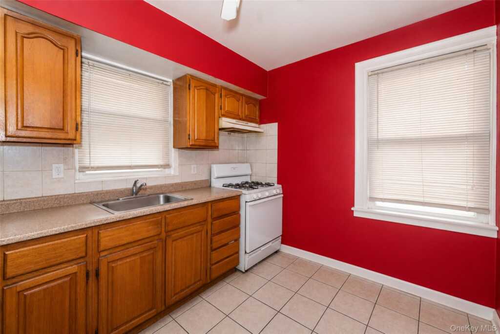 68 Leland Avenue, New Rochelle, NY 10805 - Photo 36 of 47