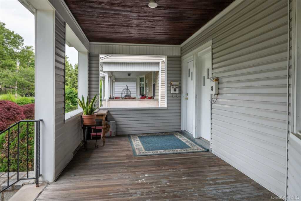 68 Leland Avenue, New Rochelle, NY 10805 - Photo 4 of 47
