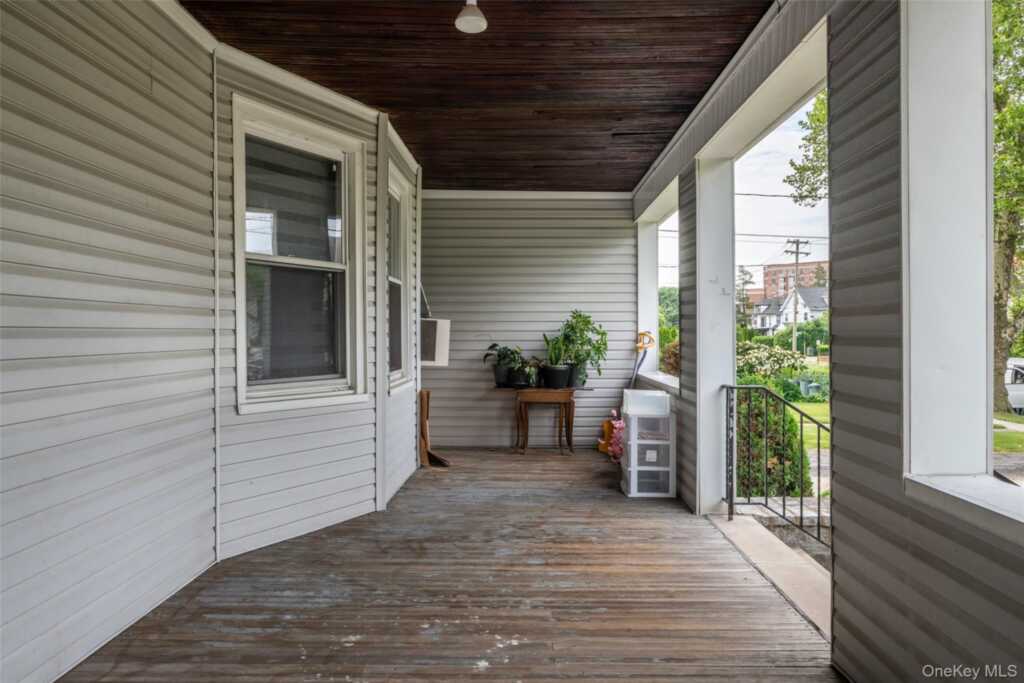 68 Leland Avenue, New Rochelle, NY 10805 - Photo 5 of 47
