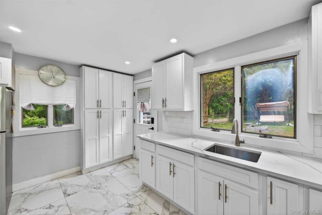 414 Buena Vista Road, New City, NY 10956 - Photo 12 of 39