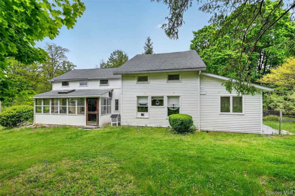414 Buena Vista Road, New City, NY 10956 - Photo 34 of 39