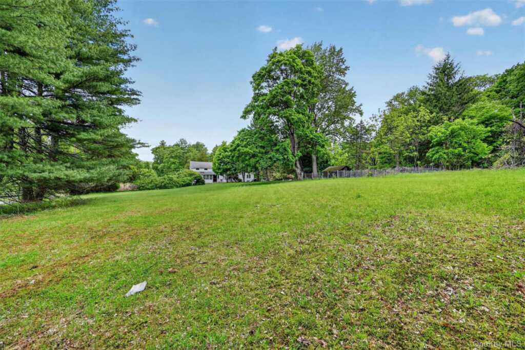 414 Buena Vista Road, New City, NY 10956 - Photo 36 of 39