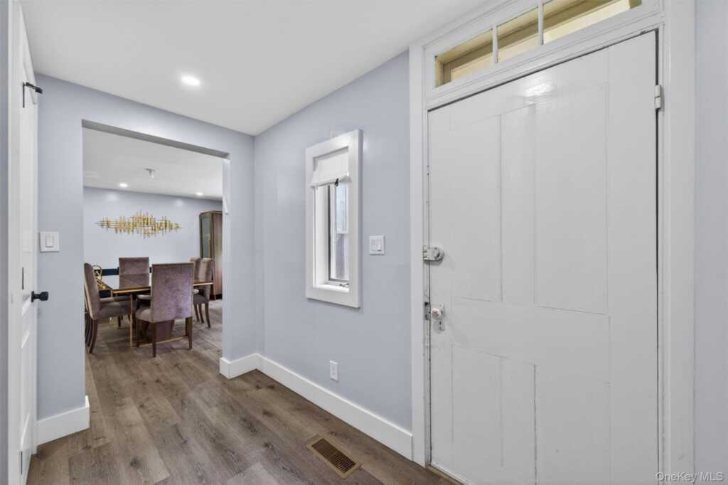 414 Buena Vista Road, New City, NY 10956 - Photo 5 of 39