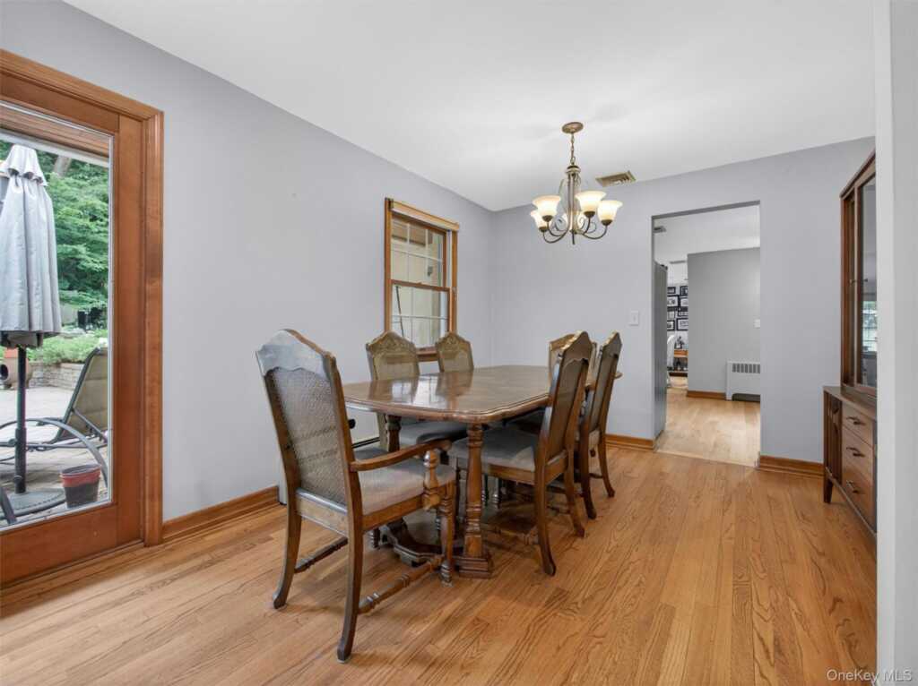 32 Turner Road, Pearl River, NY 10965 - Photo 13 of 29