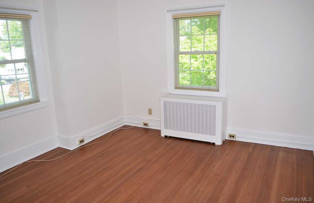 53 Ogden Avenue, White Plains, NY 10605 - Photo 13 of 19