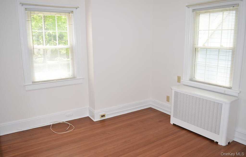 53 Ogden Avenue, White Plains, NY 10605 - Photo 14 of 19
