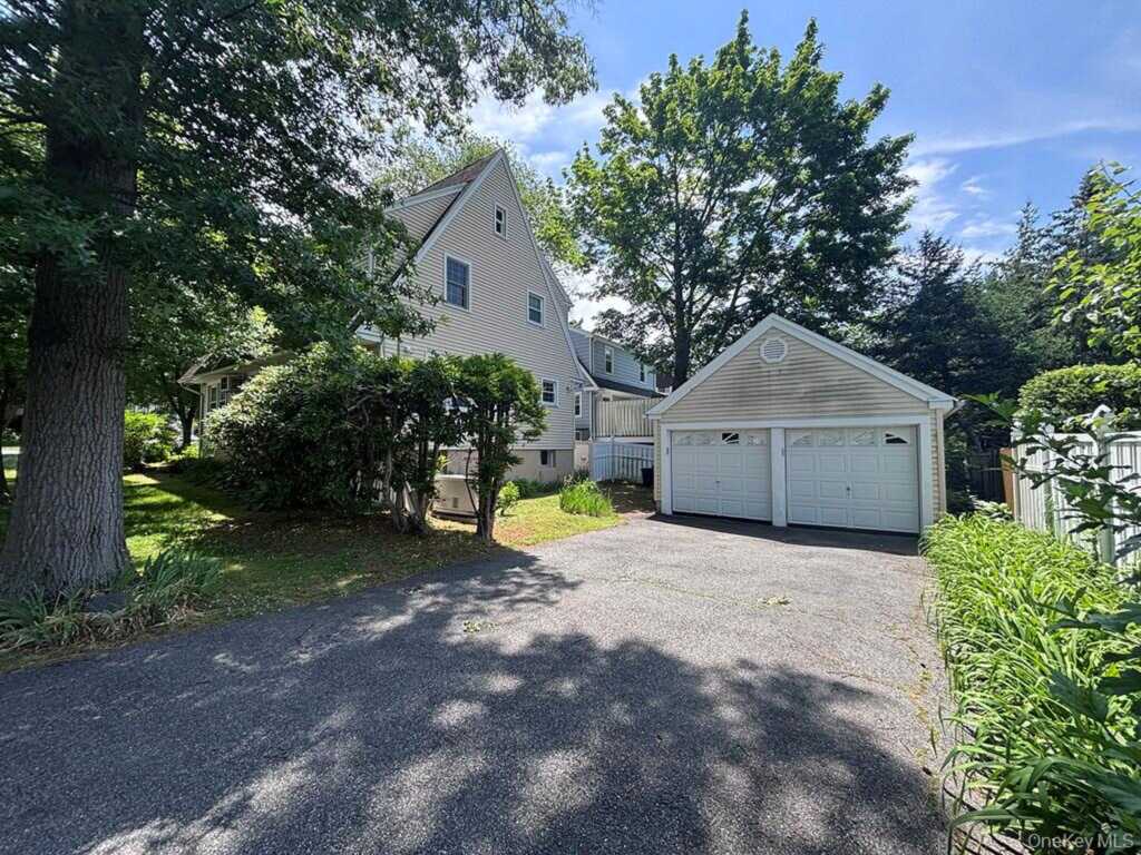 53 Ogden Avenue, White Plains, NY 10605 - Photo 19 of 19