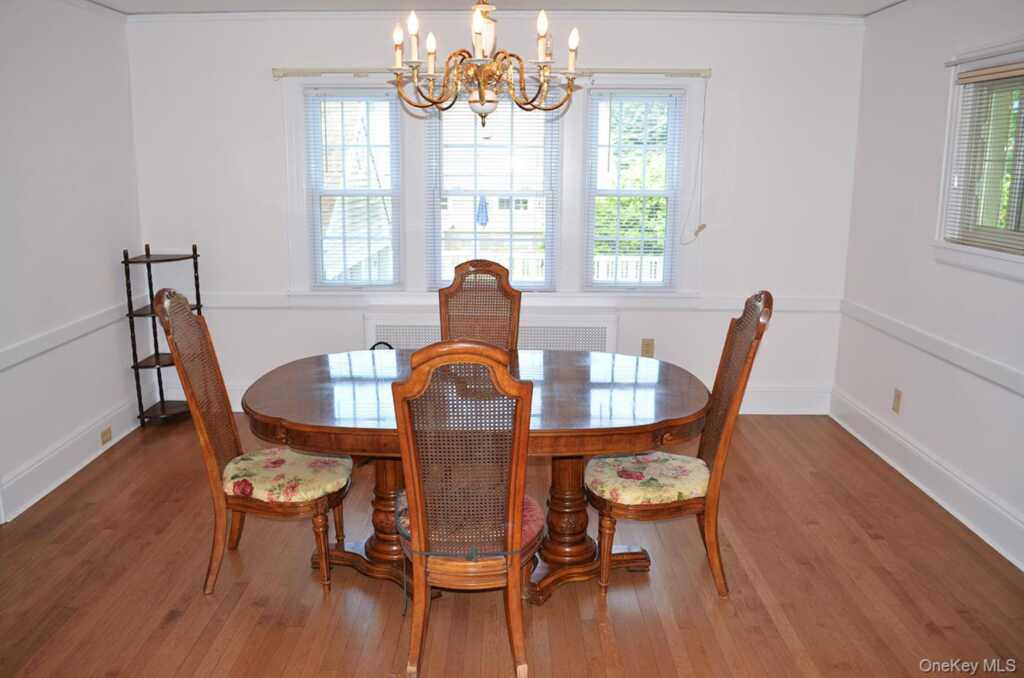 53 Ogden Avenue, White Plains, NY 10605 - Photo 6 of 19