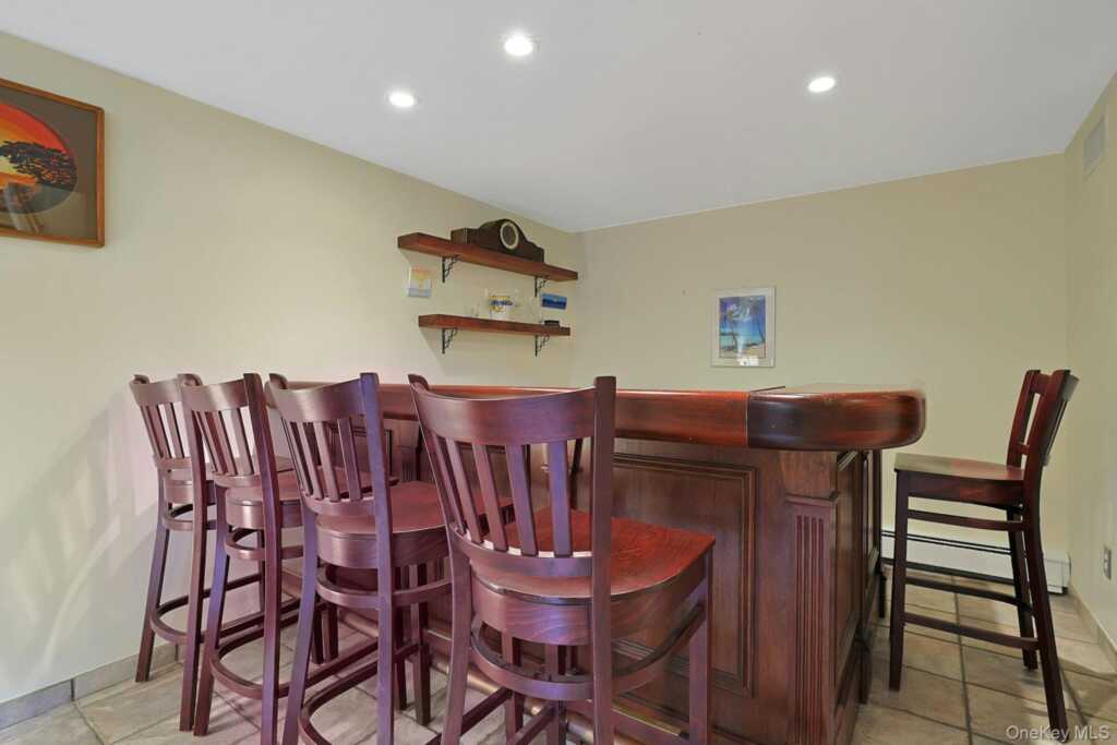185 N Lincoln Street, Pearl River, NY 10965 - Photo 42 of 48