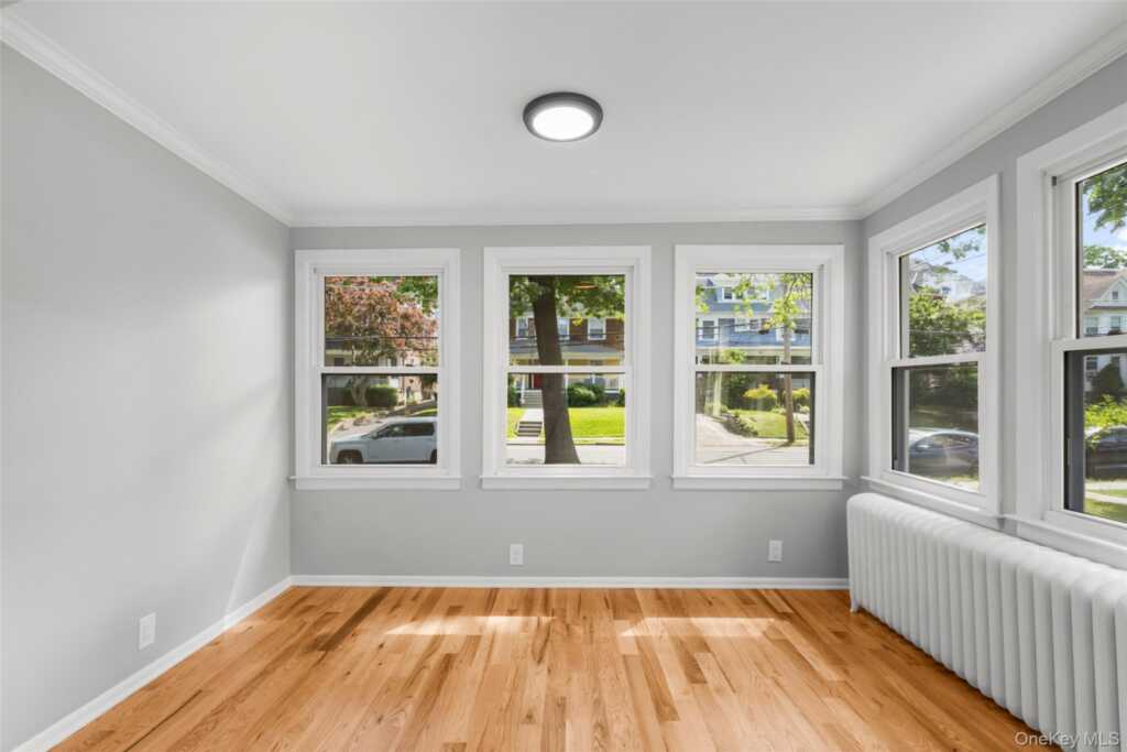 75 Waller Avenue, White Plains, NY 10605 - Photo 18 of 38