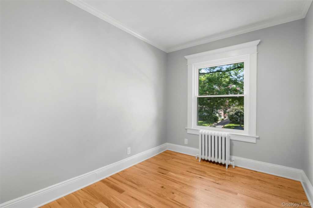 75 Waller Avenue, White Plains, NY 10605 - Photo 25 of 38