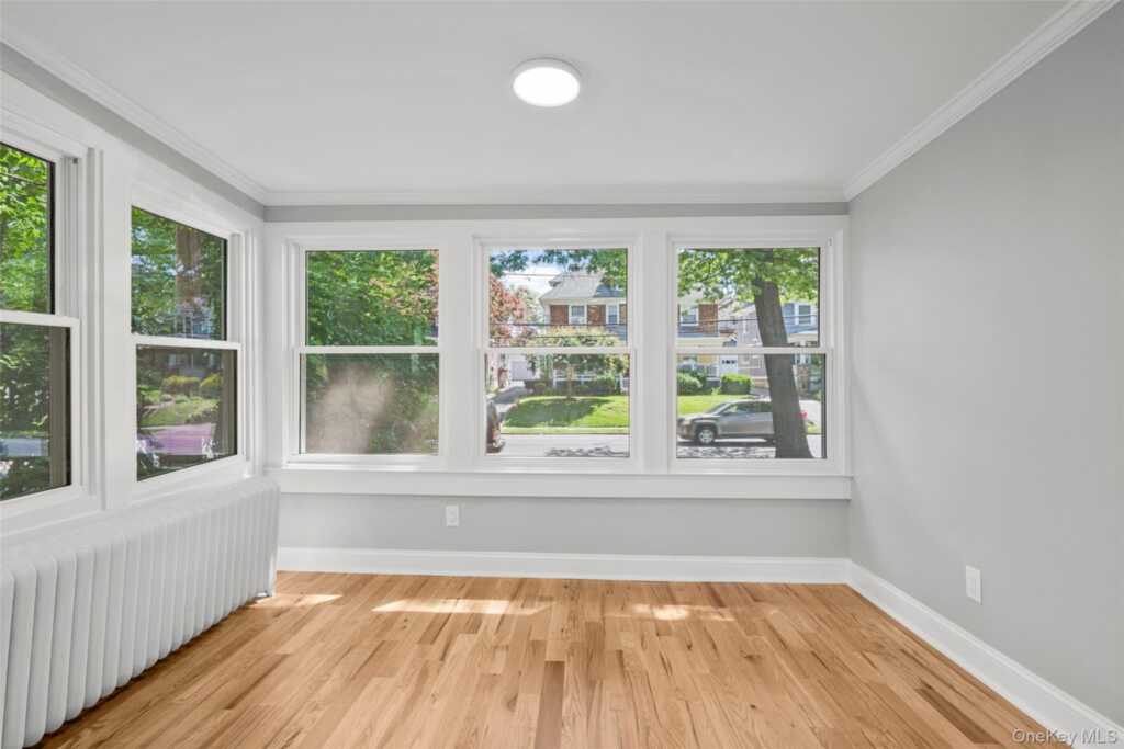 75 Waller Avenue, White Plains, NY 10605 - Photo 6 of 38
