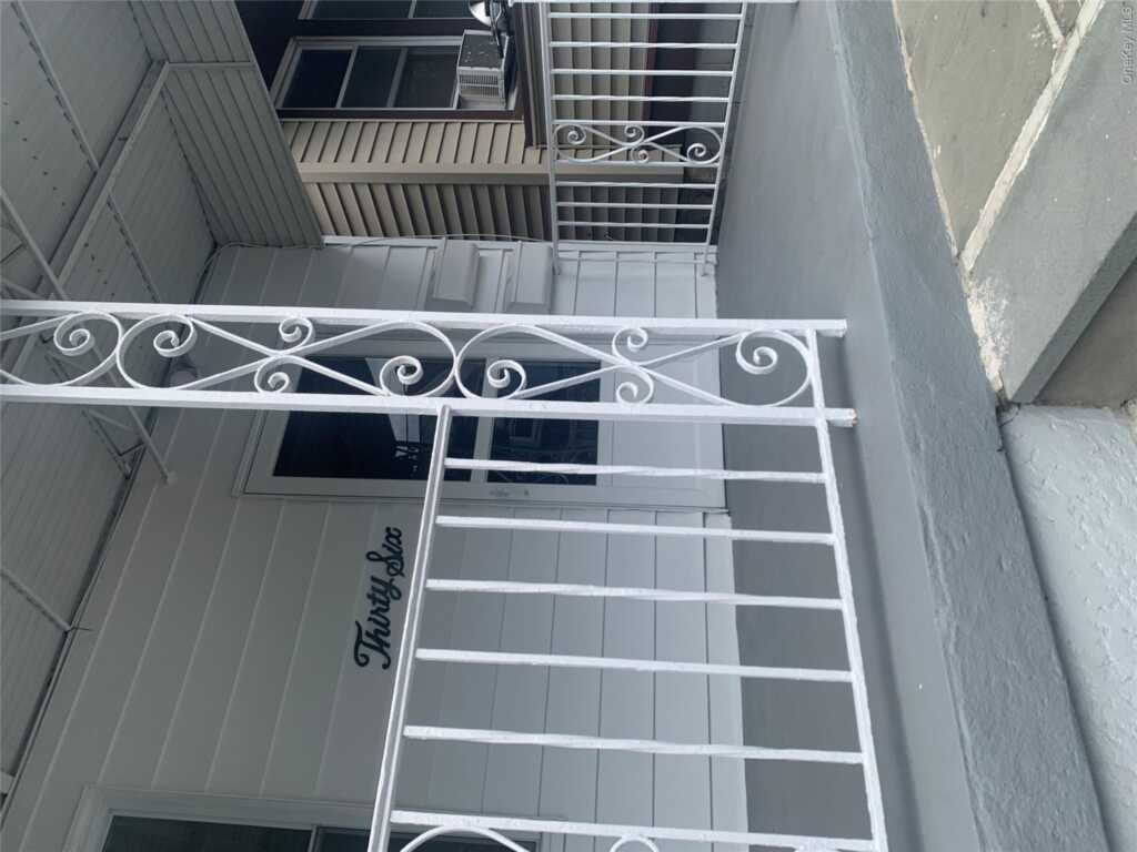 36-4th St, Unit #One, New Rochelle, NY 10801 - Photo 2 of 10