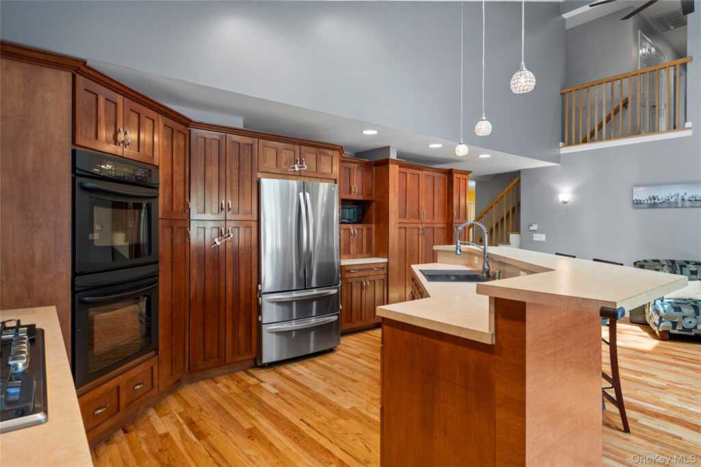 6 Barry Court, Valley Cottage, NY 10989 - Photo 26 of 50
