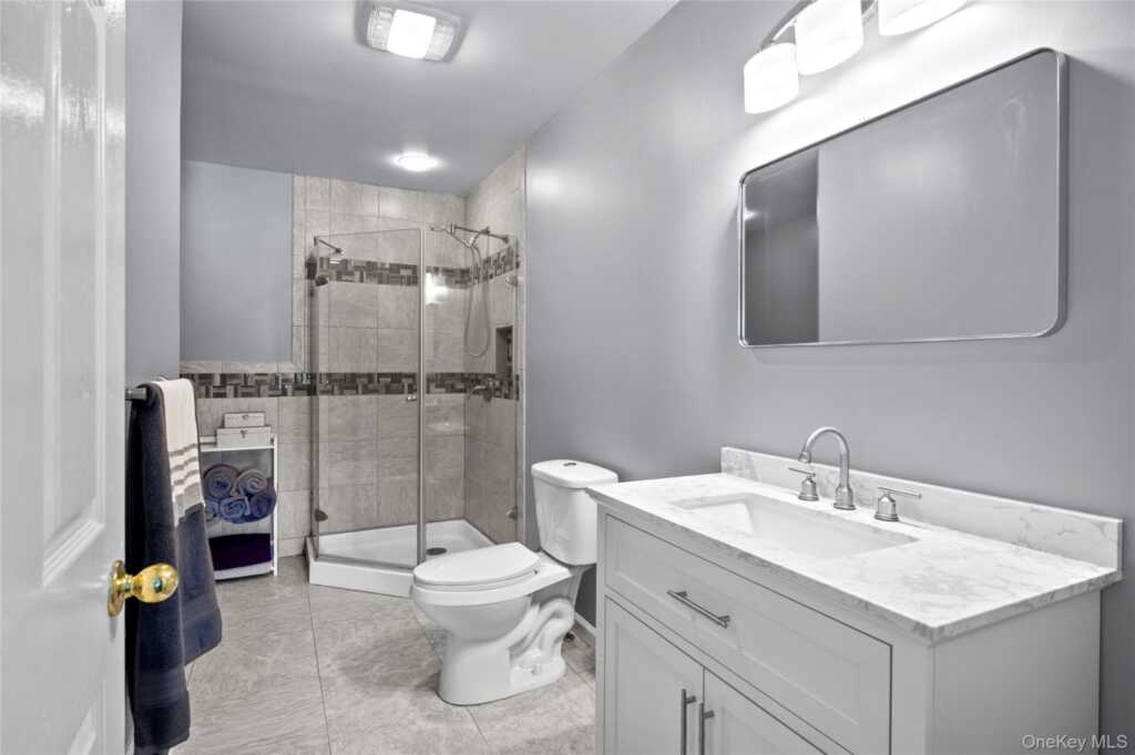 6 Barry Court, Valley Cottage, NY 10989 - Photo 33 of 50