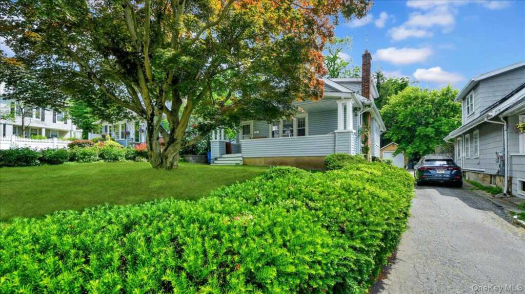 9 Howard Avenue, White Plains, NY 10606