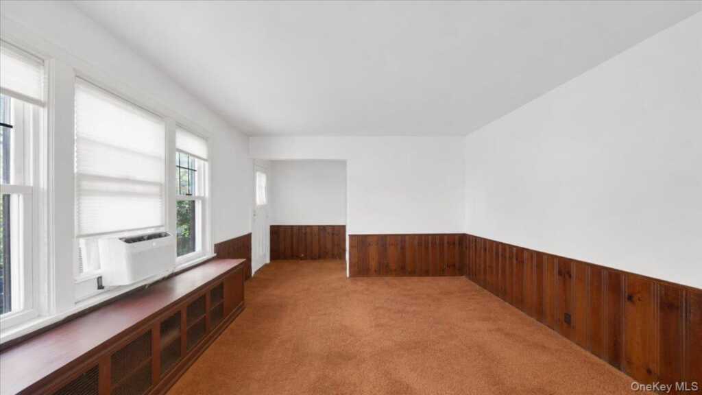 9 Howard Avenue, White Plains, NY 10606 - Photo 6 of 19