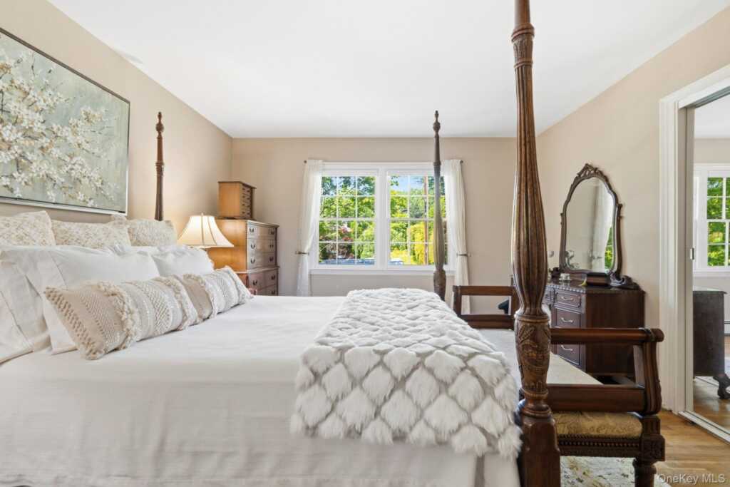3 Dupont Avenue, White Plains, NY 10605 - Photo 16 of 50