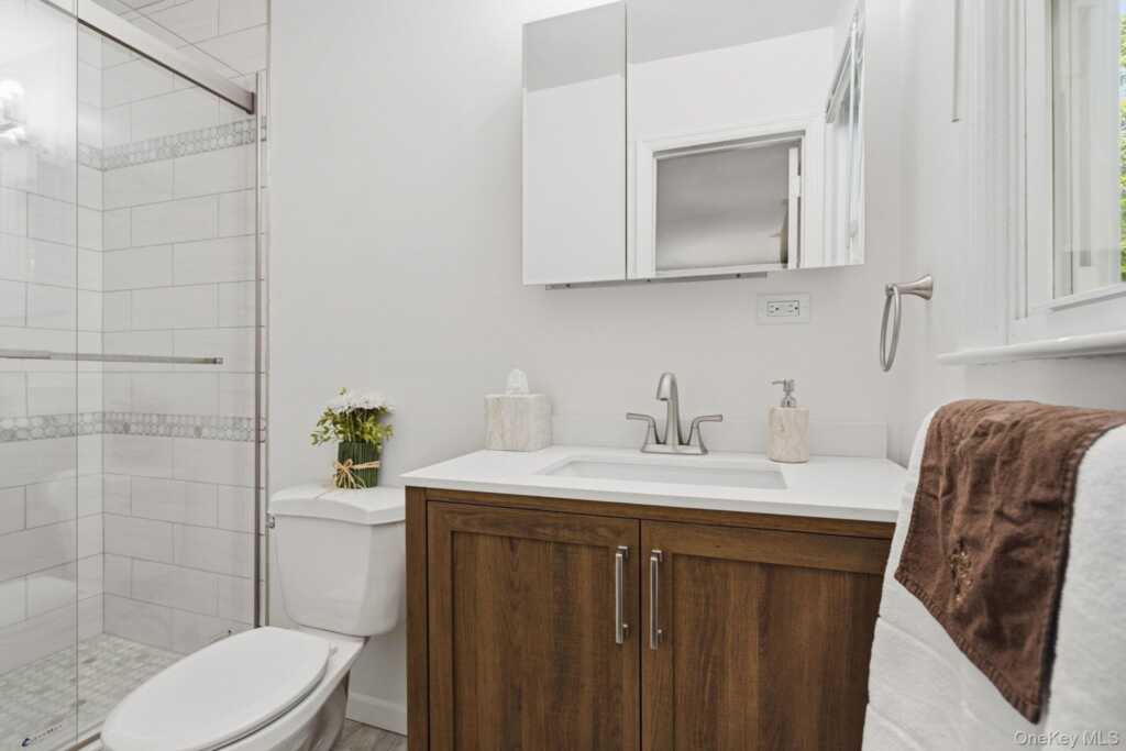 3 Dupont Avenue, White Plains, NY 10605 - Photo 19 of 50