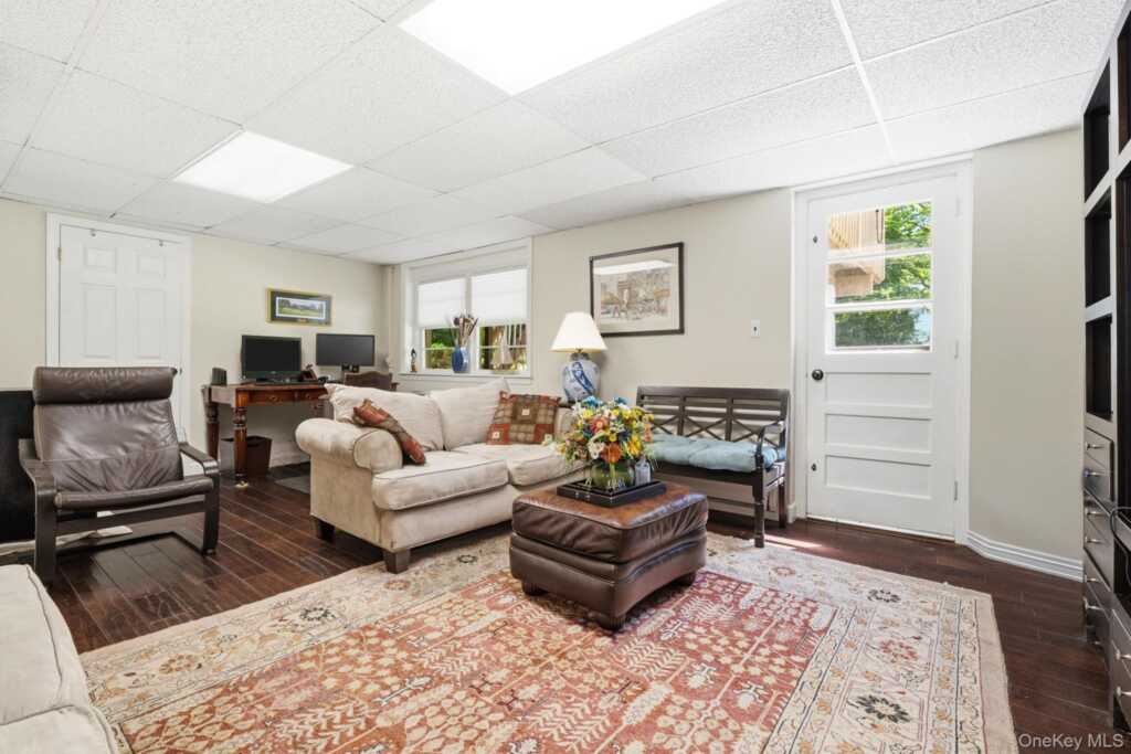 3 Dupont Avenue, White Plains, NY 10605 - Photo 24 of 50