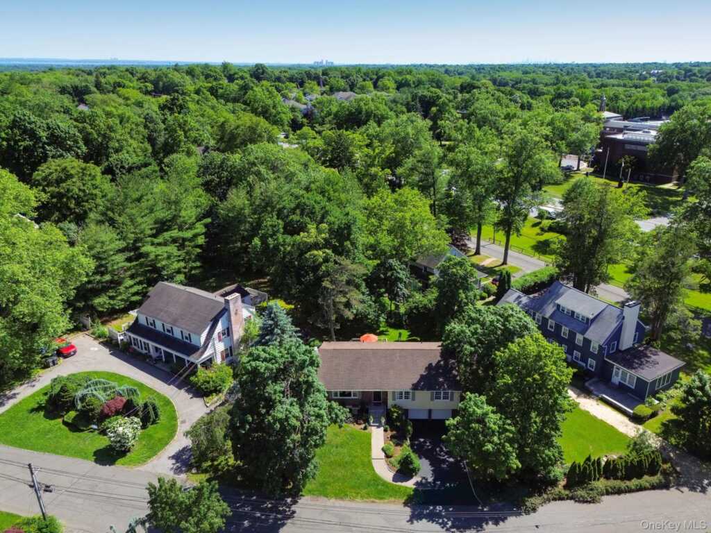 3 Dupont Avenue, White Plains, NY 10605 - Photo 43 of 50