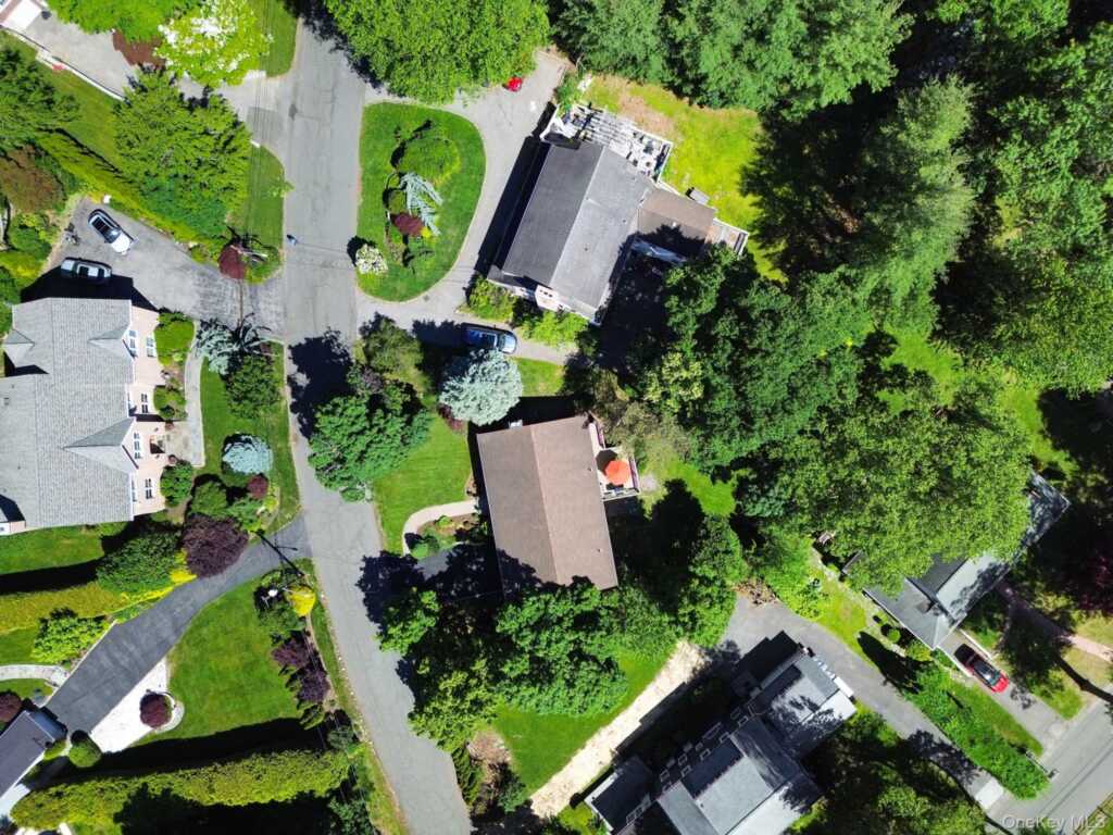 3 Dupont Avenue, White Plains, NY 10605 - Photo 44 of 50