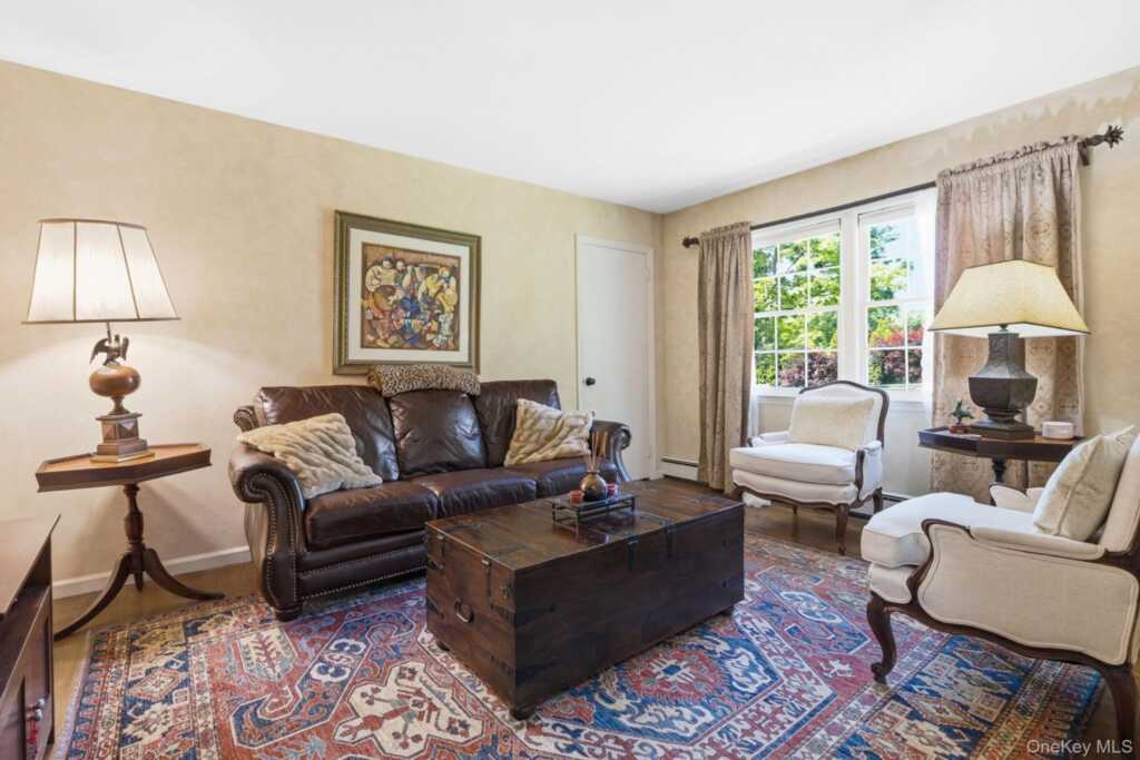 3 Dupont Avenue, White Plains, NY 10605 - Photo 8 of 50