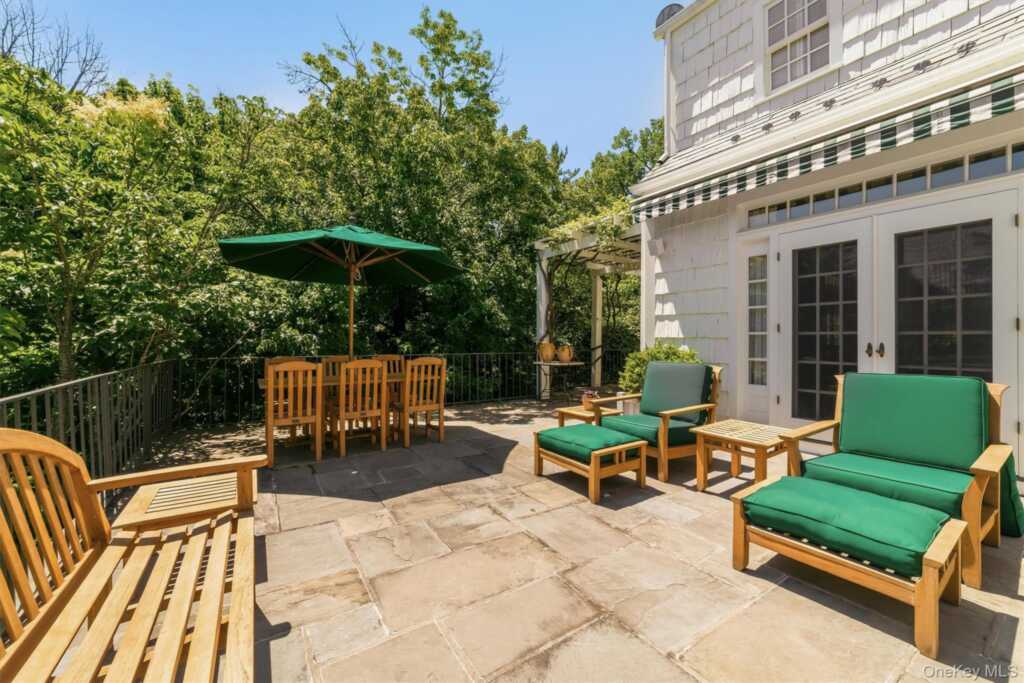 6 Hillair Circle, White Plains, NY 10605 - Photo 39 of 50