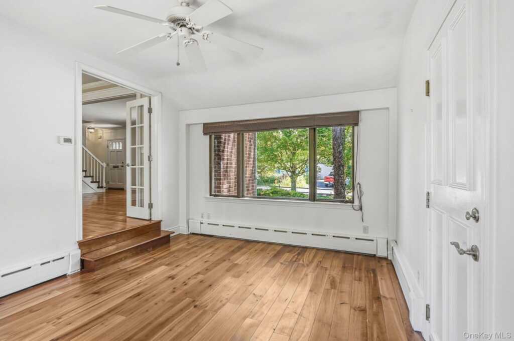 29 Coralyn Avenue, White Plains, NY 10605 - Photo 15 of 37