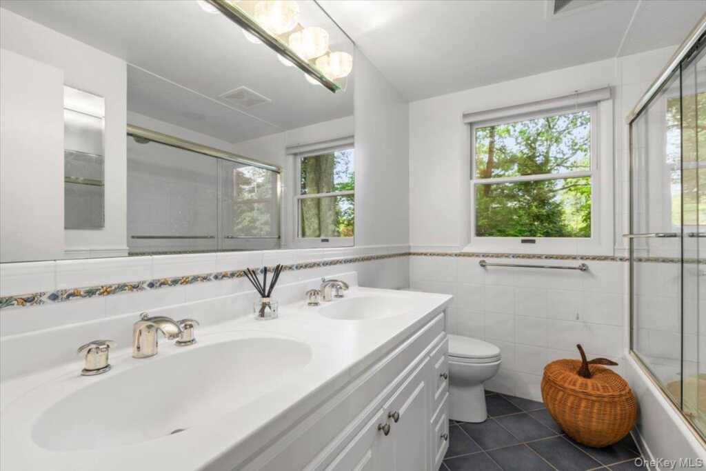 22 Paddock Road, Rye, NY 10573 - Photo 14 of 21
