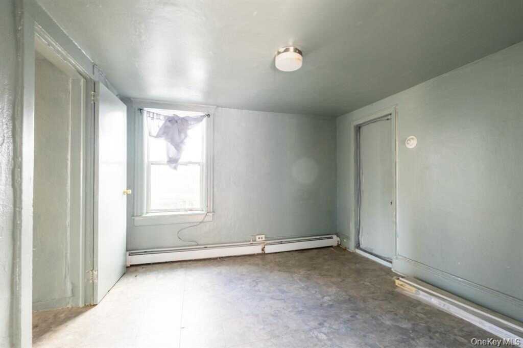 30 Martin Place, Unit #Ground Floor-Side Entry, Rye, NY 10573 - Photo 5 of 11