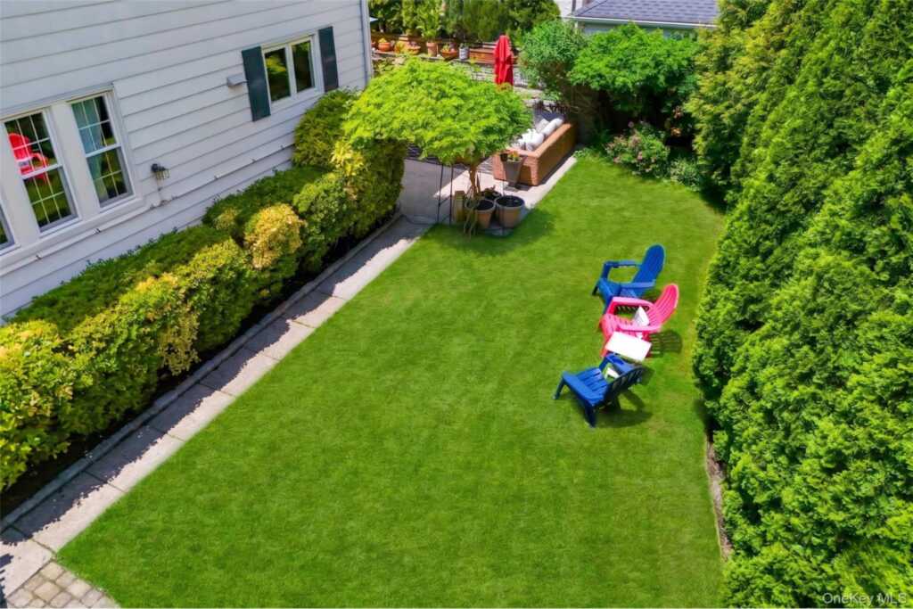 9 Maul Street, New Rochelle, NY 10801 - Photo 2 of 24