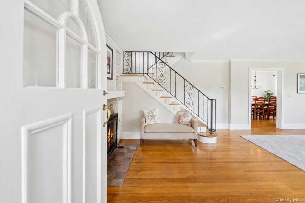9 Maul Street, New Rochelle, NY 10801 - Photo 5 of 24