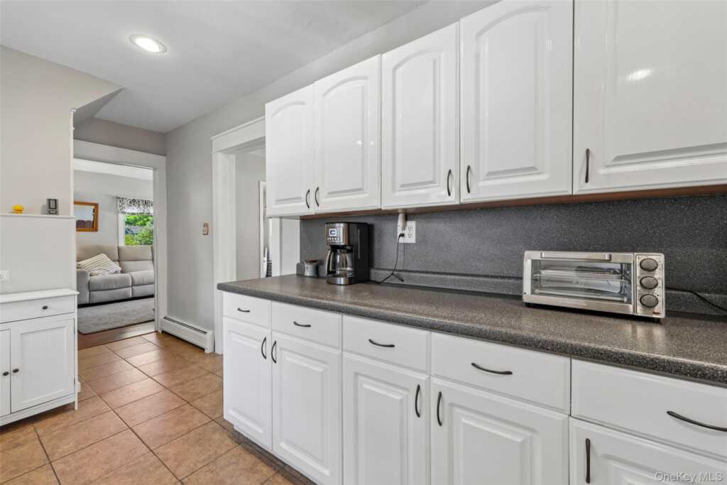 16 Spring Street, Nyack, NY 10960 - Photo 13 of 26