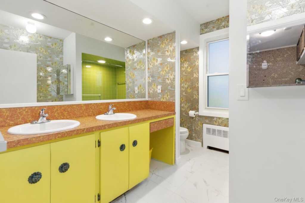82 Quinby Avenue, White Plains, NY 10606 - Photo 17 of 30
