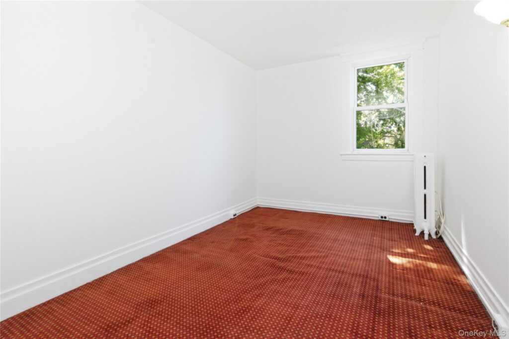 82 Quinby Avenue, White Plains, NY 10606 - Photo 18 of 30