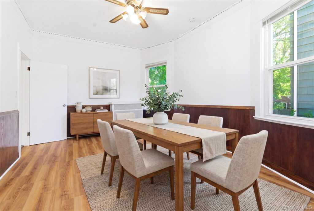 82 Quinby Avenue, White Plains, NY 10606 - Photo 8 of 30