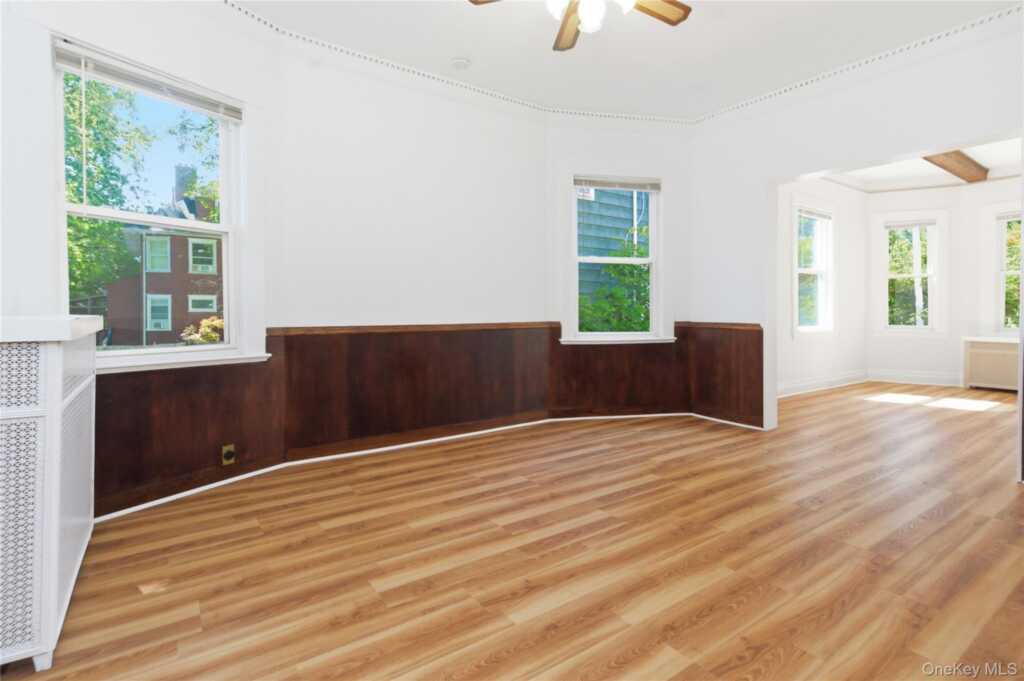 82 Quinby Avenue, White Plains, NY 10606 - Photo 9 of 30