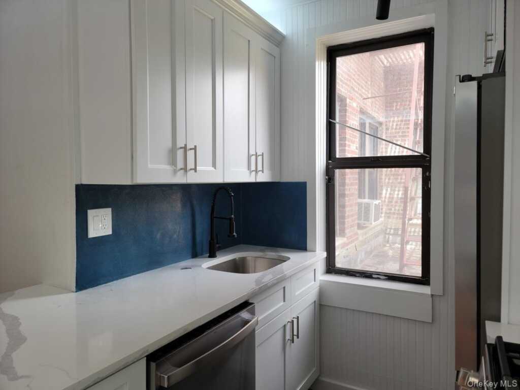 1 Broad Parkway, Unit #2P, White Plains, NY 10601 - Photo 5 of 13