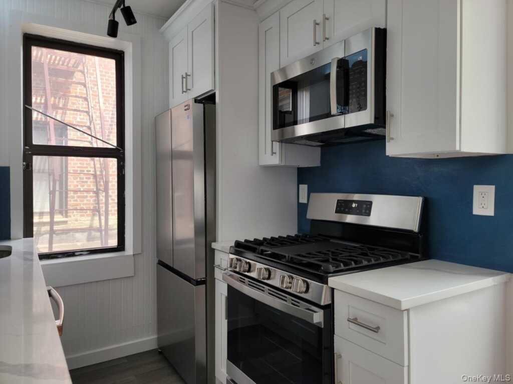 1 Broad Parkway, Unit #2P, White Plains, NY 10601 - Photo 6 of 13