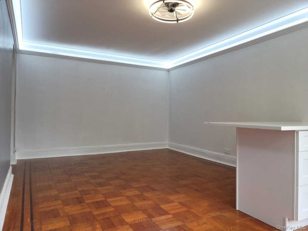 1 Broad Parkway, Unit #2P, White Plains, NY 10601 - Photo 8 of 13