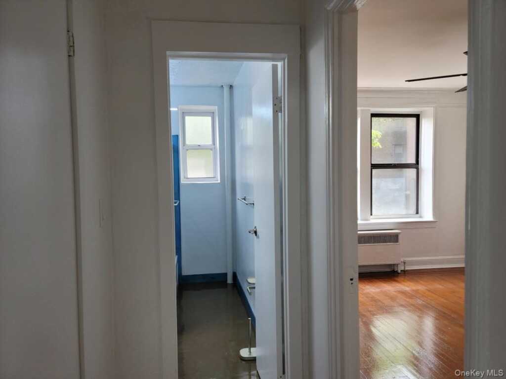 1 Broad Parkway, Unit #2P, White Plains, NY 10601 - Photo 9 of 13