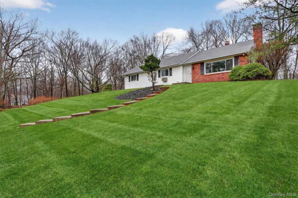 5 River Road, Suffern, NY 10901 - Photo 2 of 50